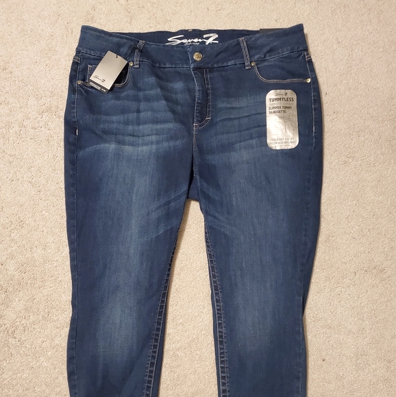 "Seven" Jeans - Picture 2 of 5